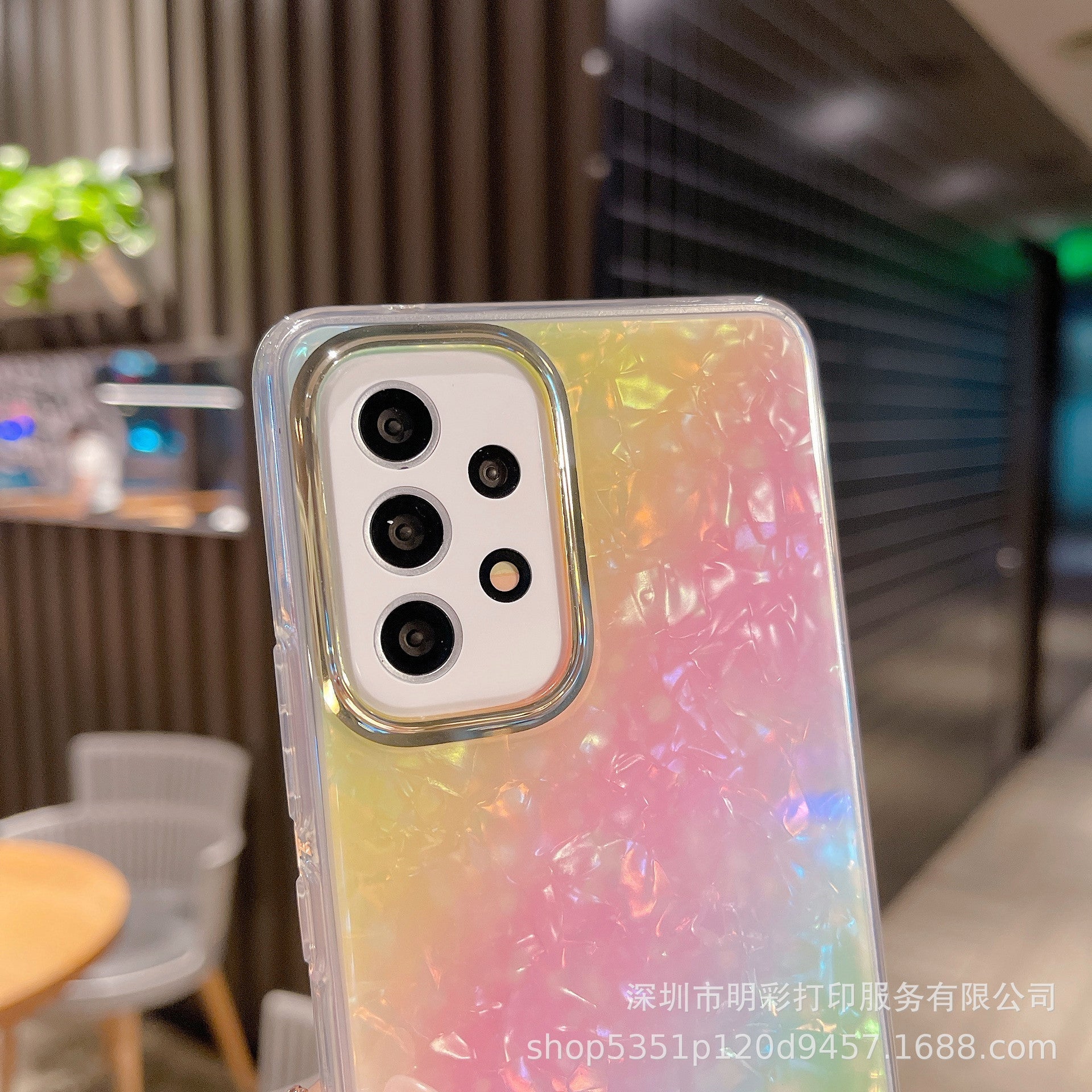 Close-up of Shockproof TPU & PC phone case design