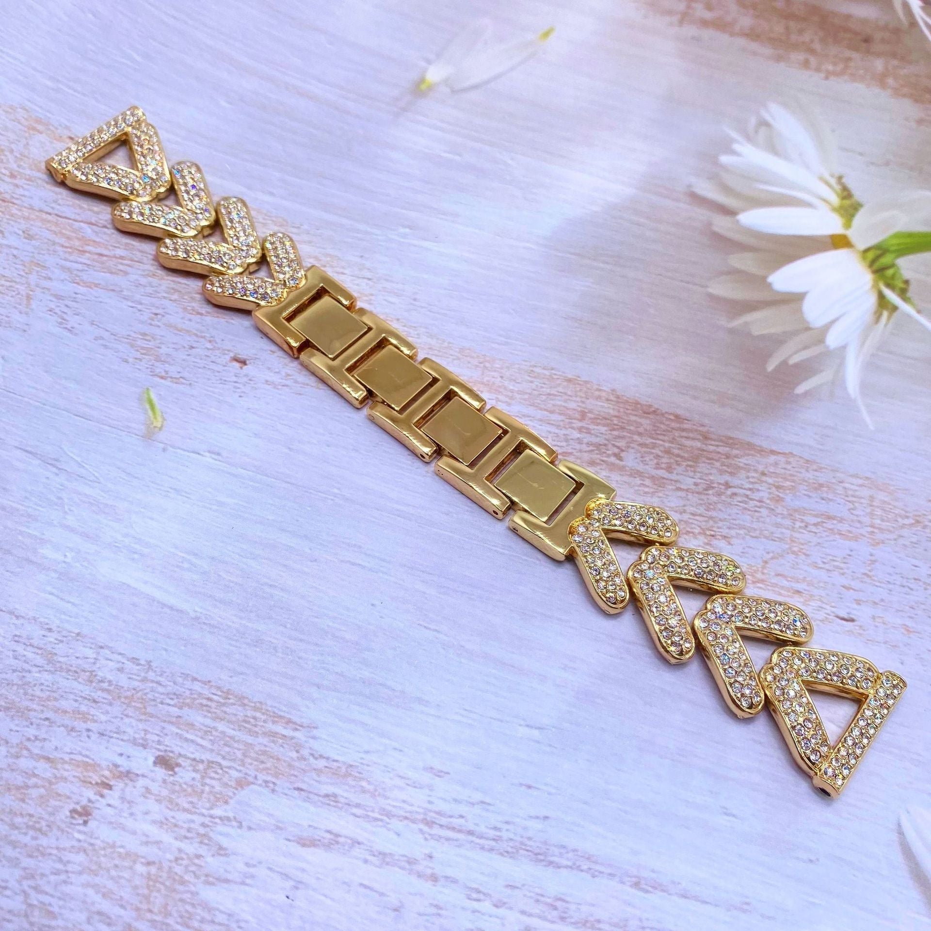 Rose gold Apple Watch band with diamonds
