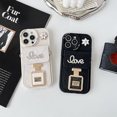 Versatile phone wallet for everyday use
