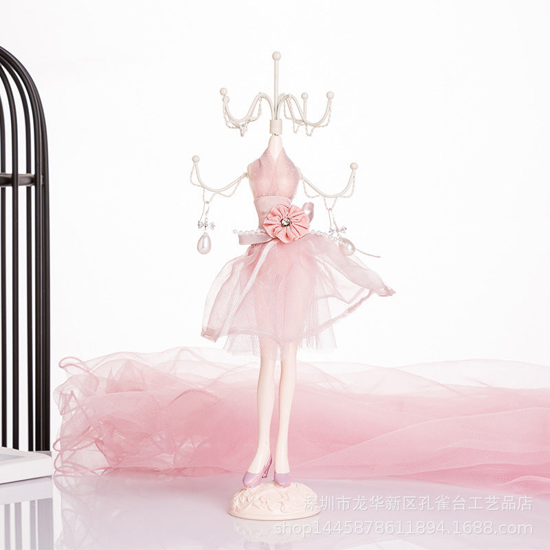 Elegant necklace holder for jewellery