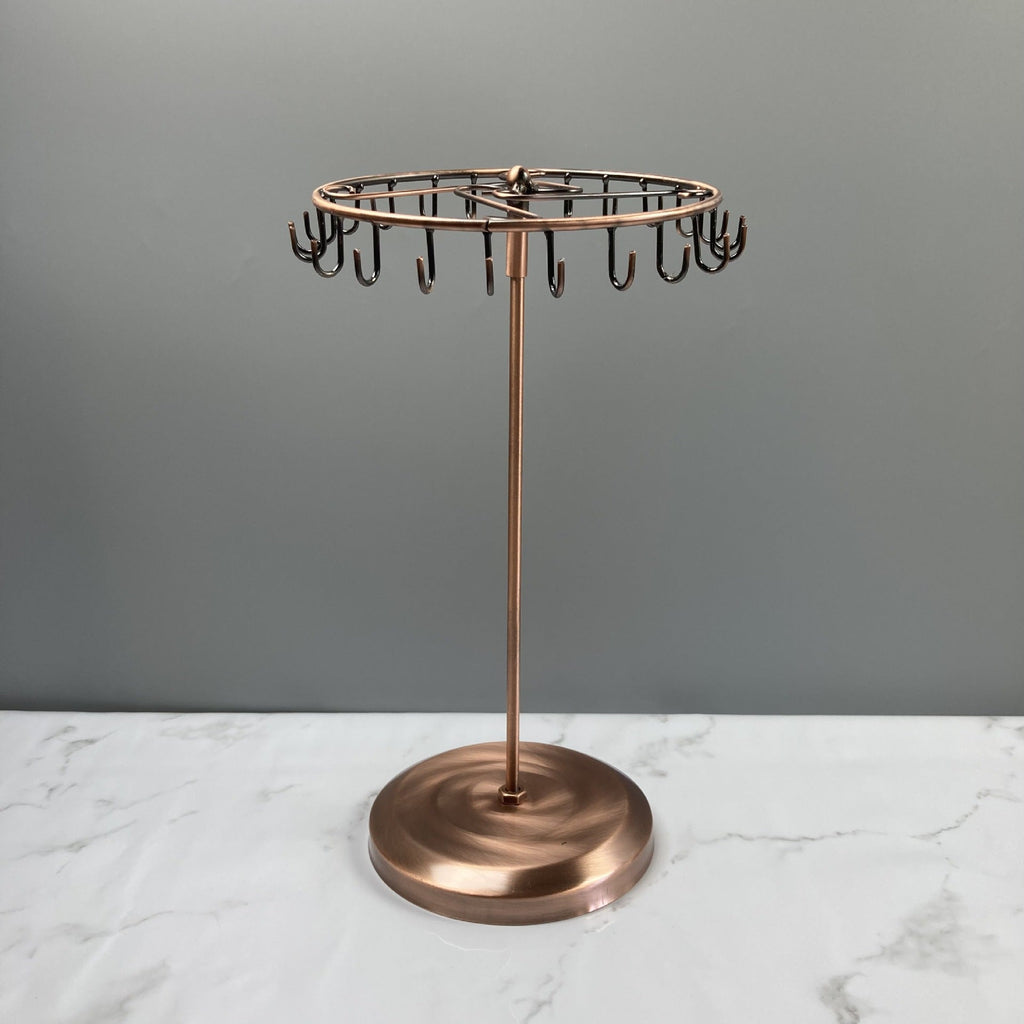 Durable Metal Earring Holder Close-Up