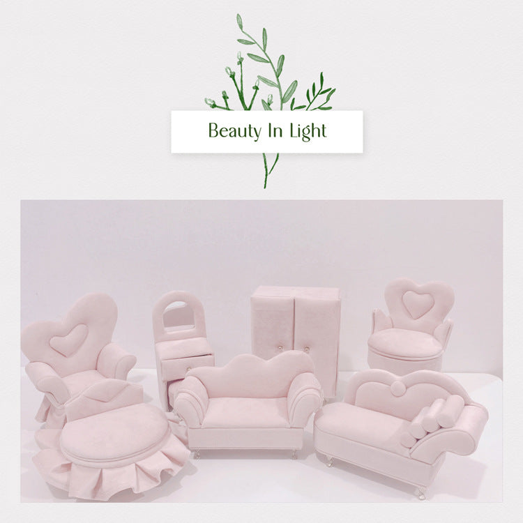 Gift set featuring miniature velvet sofa and armchair