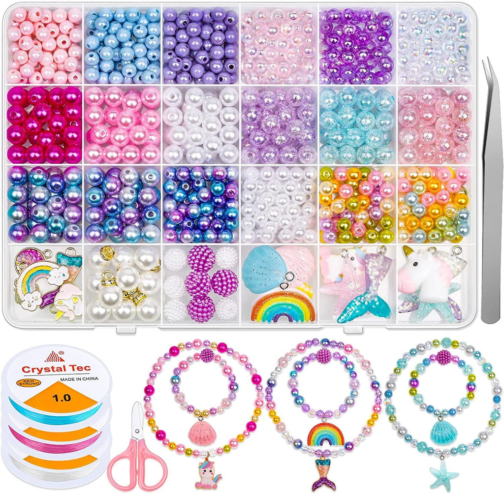Charms included in the jewellery kit