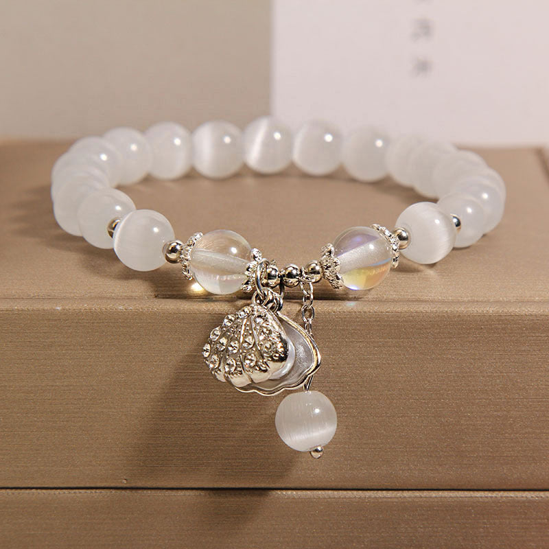Beautifully crafted bracelet with clover charm