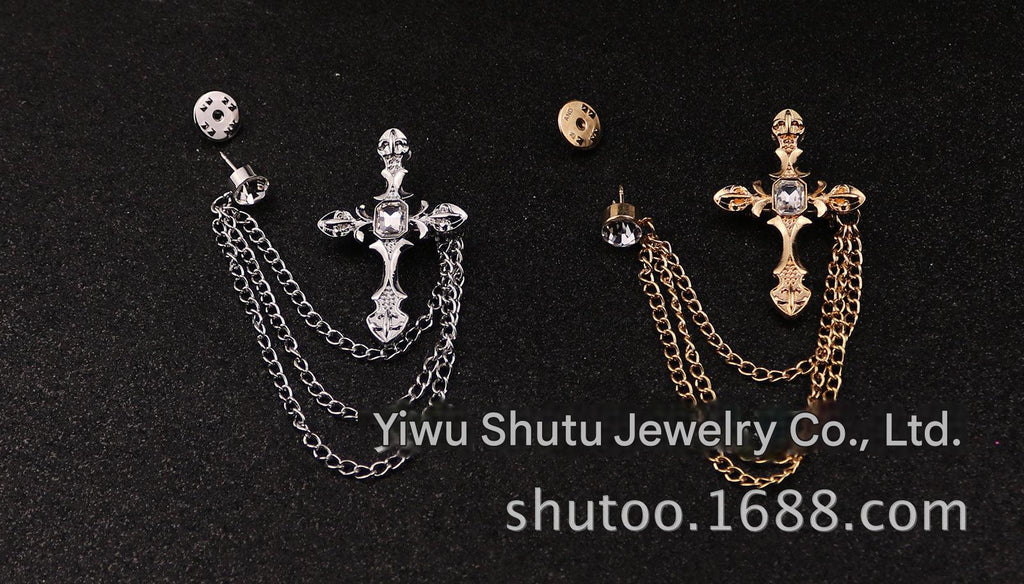 Close-up view of the vintage cross brooch
