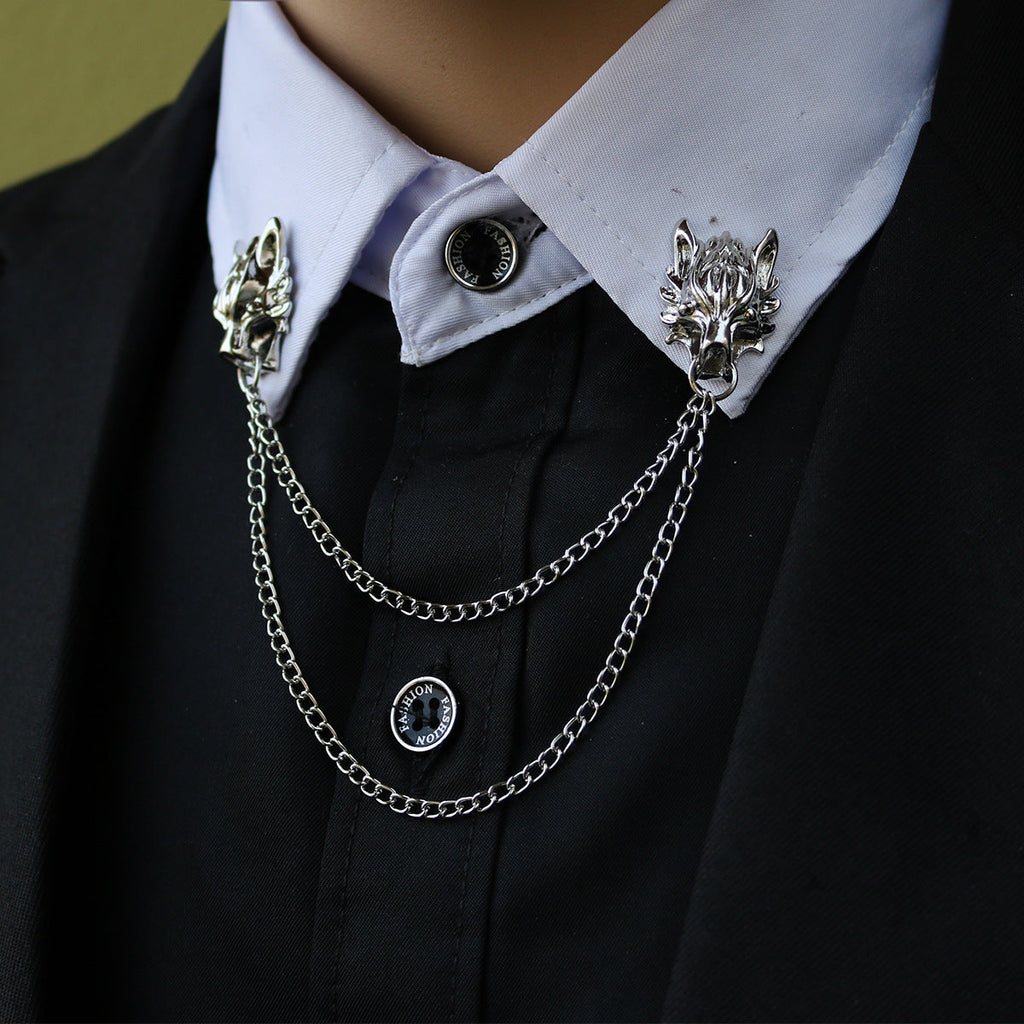 Gold Alloy Wolf Brooch Preview
