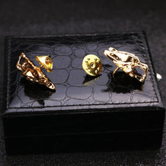 Long Chain Tassel Brooch Detail