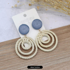 Fashionable Handmade Earrings Image 5