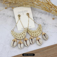 Unique Rattan Earrings Image 9