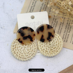 Stylish Women's Earrings Image 7