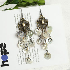 Elegant shell earrings in multiple colours