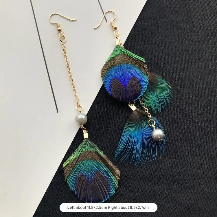 Gift box with stylish earrings image 10