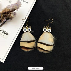 Vintage lightweight earrings on display image 8