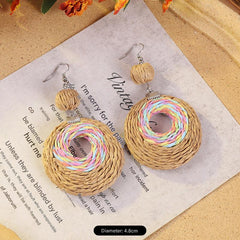 Fashionable lightweight earrings for summer outings