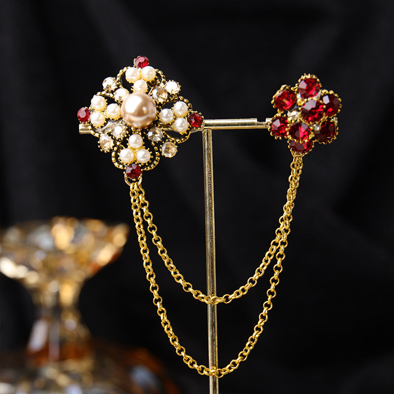 Vintage Baroque Rhinestone Necklace Brooch Set display image