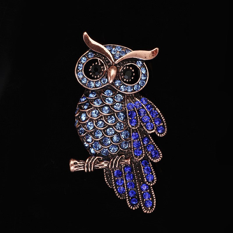 Charming animal pin brooch - Elephant design