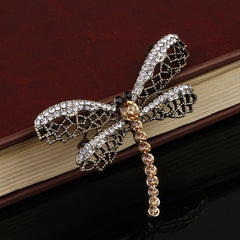 Charming animal pin brooch - Gold butterfly