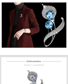 Fashion accessory floral brooch with shine