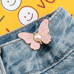 Adjust your denim effortlessly with this waistbutton