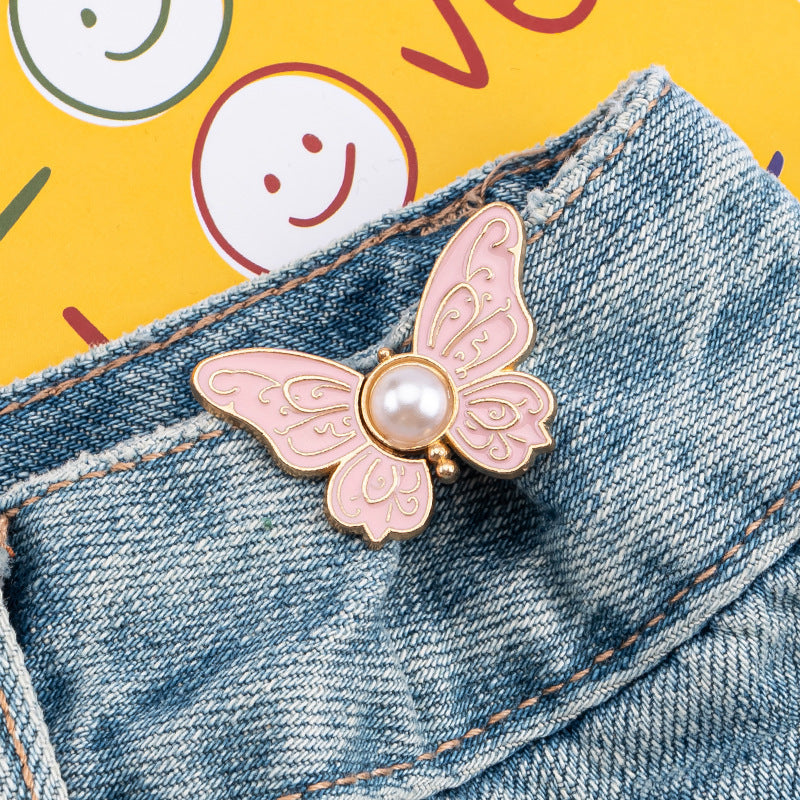 Adjust your denim effortlessly with this waistbutton