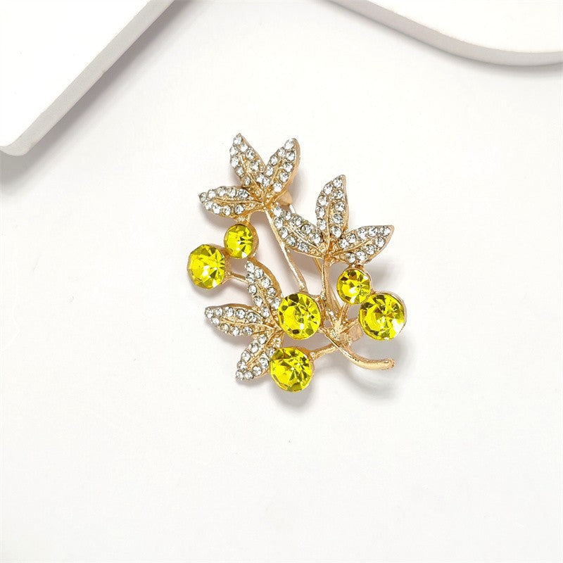2024 Women's Floral Brooch with rhinestones