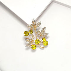 Stylish women brooch for everyday wear