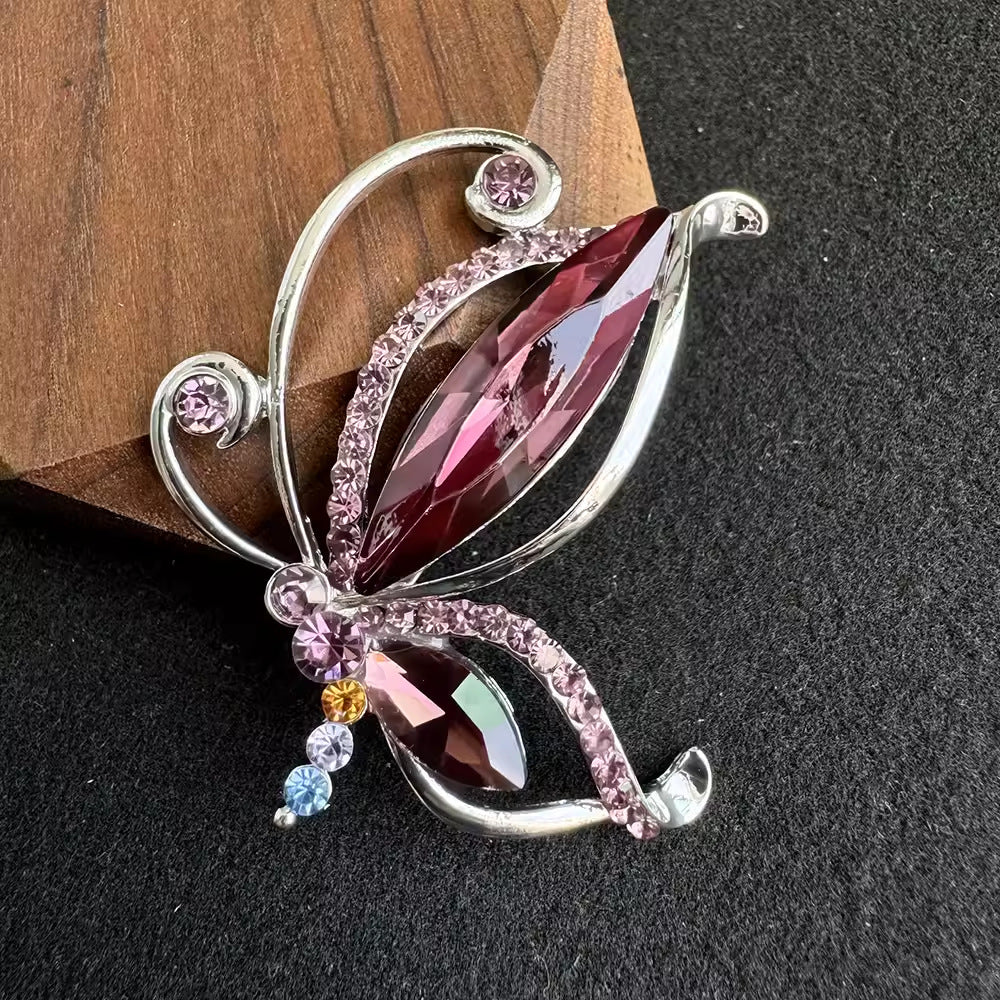 Fashionable Crystal Butterfly Brooch layout