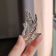Elegant Swan Brooch in Hole Blue design