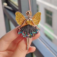 Fashion brooch accessory for fall outfits