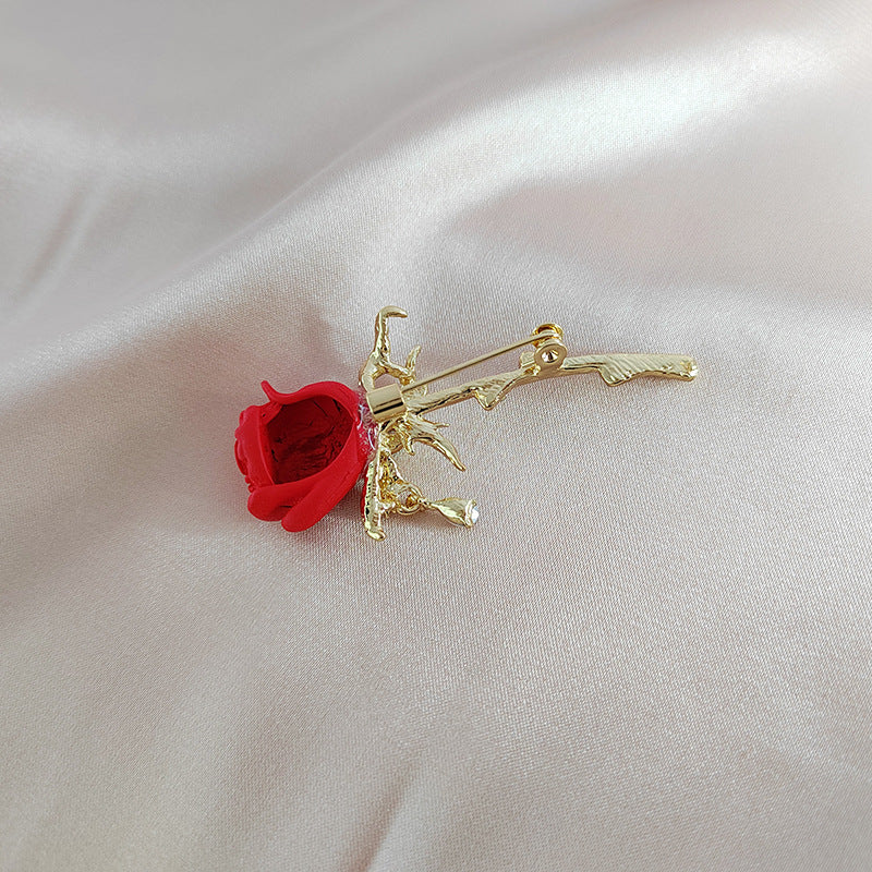 High-quality alloy brooch with electroplated finish