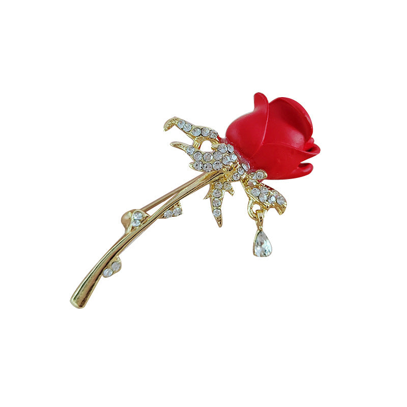 Stylish brooch pin featured in a fashion setting