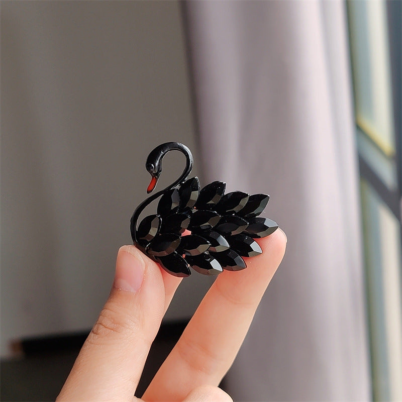 Trendy swan-themed pin for fashion enthusiasts - Image 6