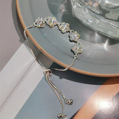 Close-up of cat eye stone in star bracelet