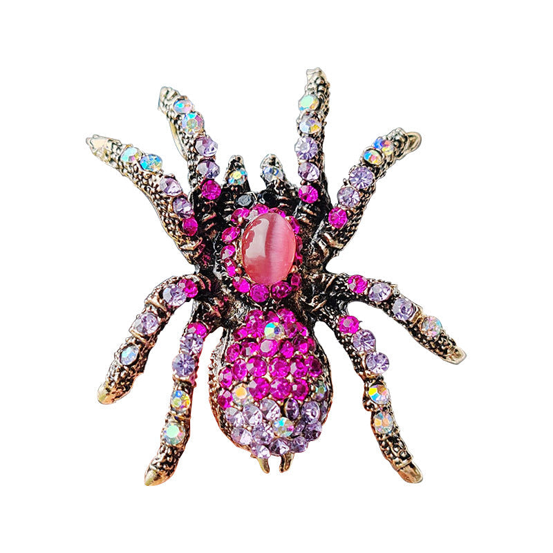 Versatile spider brooch worn on a jacket