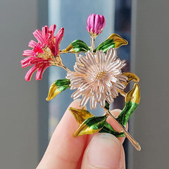 Multi-colour floral pin brooch close-up