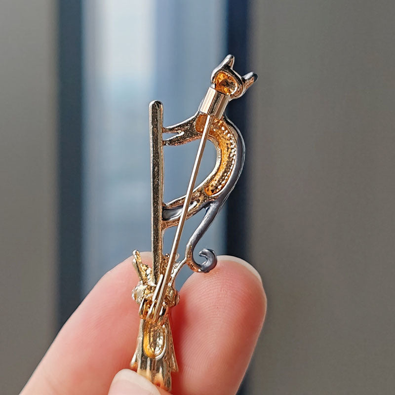 Stylish silver cat brooch perfect for casual outfits
