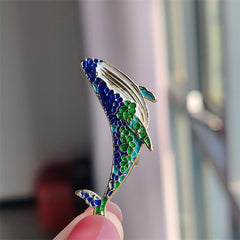 Trendy vintage accessory perfectly suited for any look