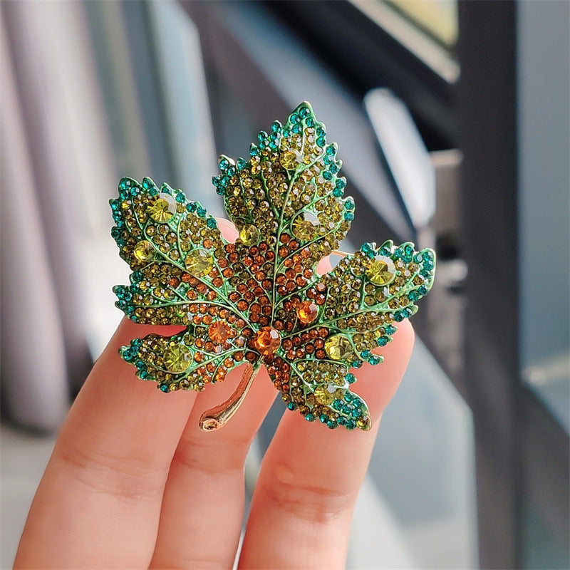 Stunning Leaf Brooch in Sleek Metal