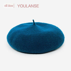 Elegant vintage fashion beret in grey