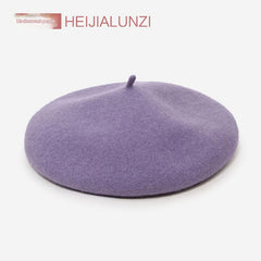 Comfortable grey knitted beret hat