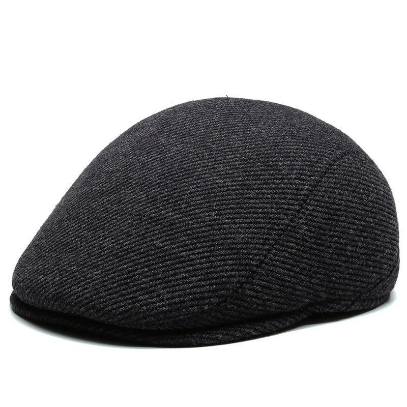 Men's insulated cap suitable for cold weather