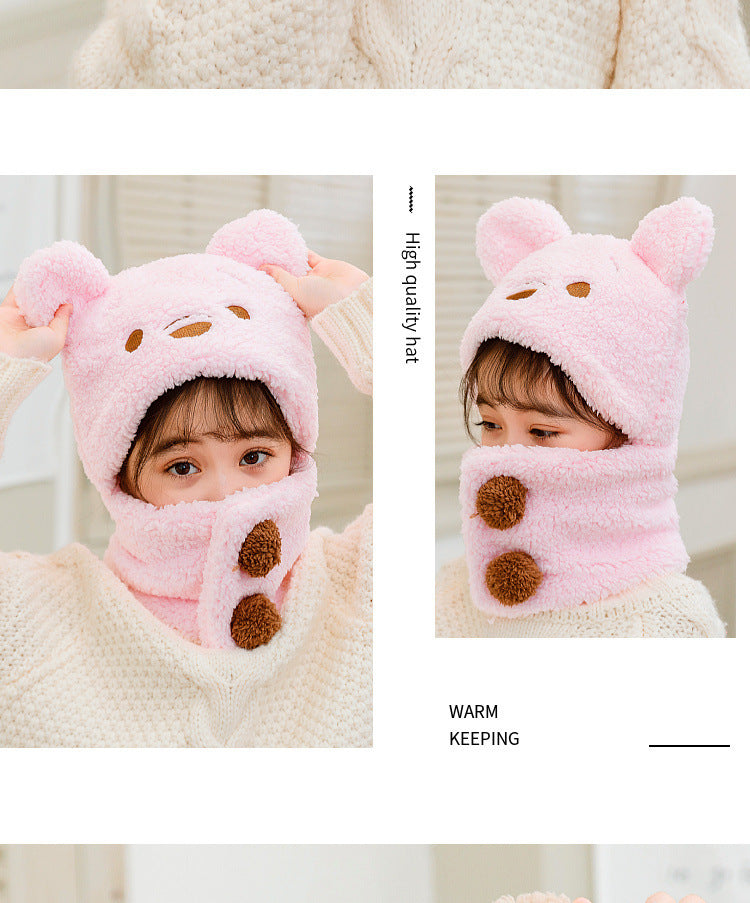 Adorable children wearing bear pattern winter hat