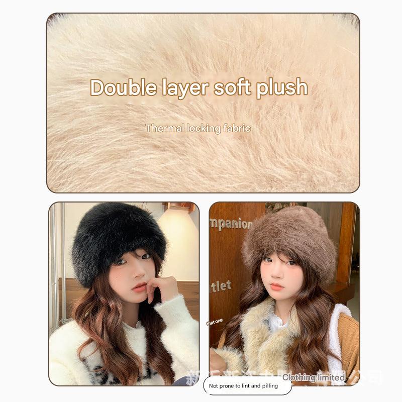 Lightweight and warm women's fur hat - image 4
