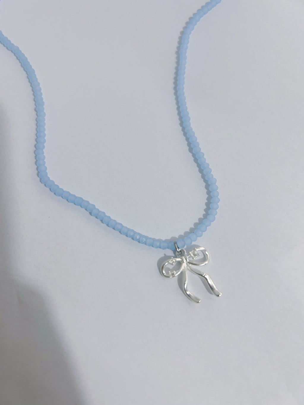 Fashion jewellery necklace with unique design