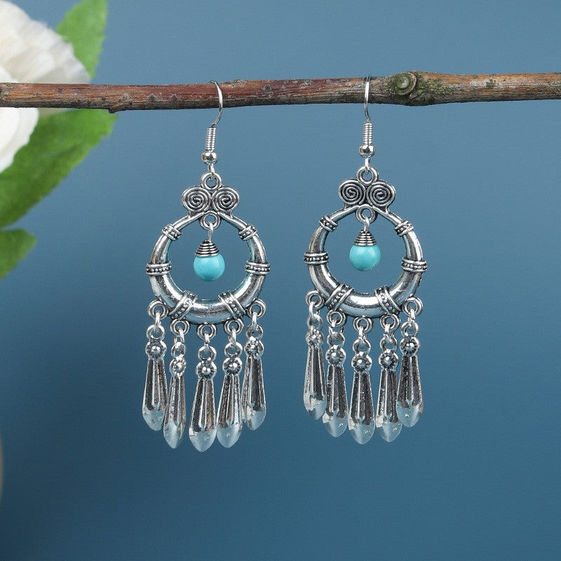 Fashionable tassel earrings for every occasion image 5