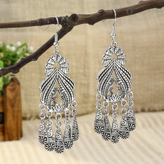 Stylish earrings in assorted colours image 6