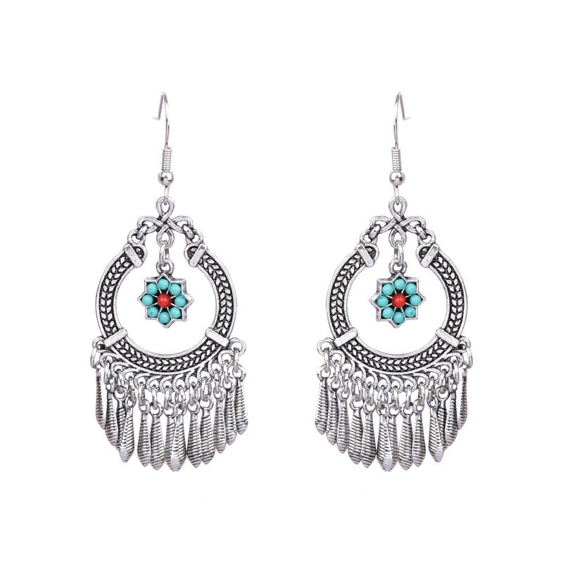 Stylish earrings in assorted colours image 6