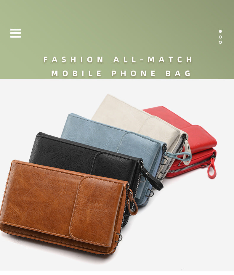 Zippered compartment of the women's wallet