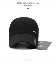 Men's baseball hat in black with extended brim