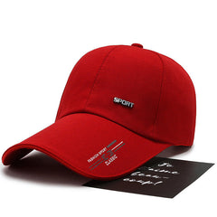 Comfortable men's hat in red for sun protection
